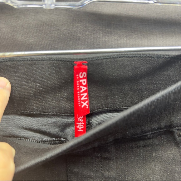 Spanx Black Distressed Jeggings Size XL - Picture 3 of 5